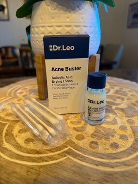 Acne Buster Salicylic Acid Drying Lotion – Blue & White
